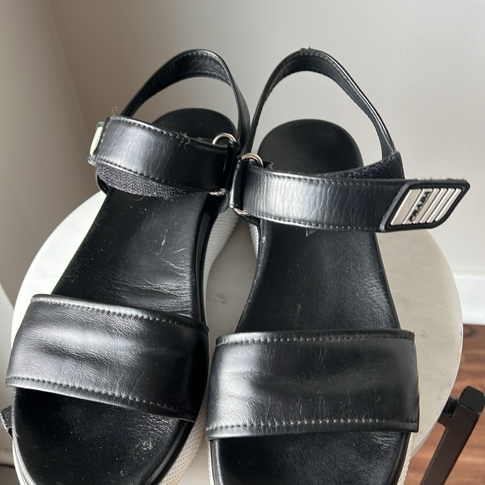 Prada Leather sandals - Picture 3 of 7